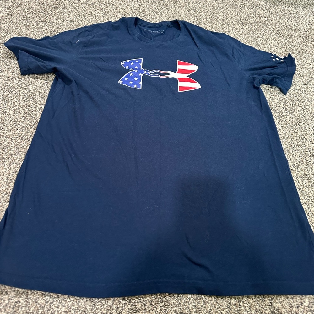 Under armour t-shirt.